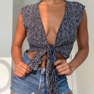 XIX palms wrap top